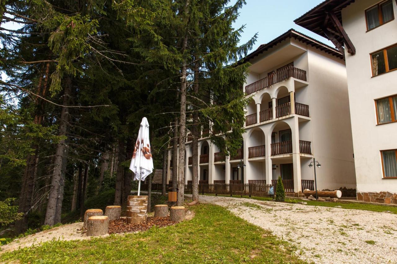 Monastery 2 Aparthotel Pamporowo Exterior foto